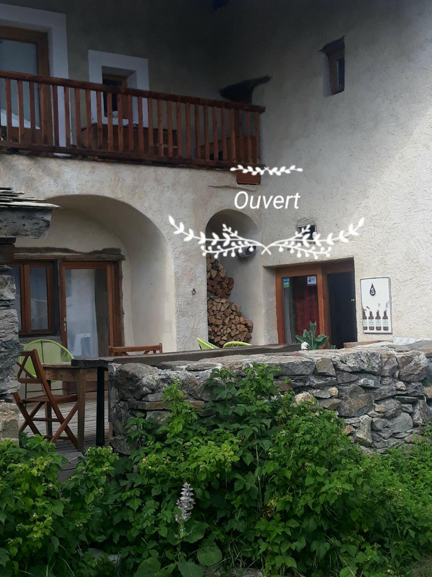 La Ferme De Beaute Bed & Breakfast Chateauroux-les-Alpes Luaran gambar