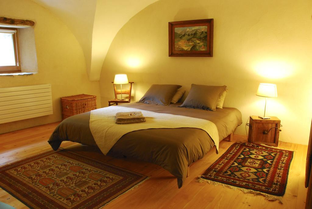 La Ferme De Beaute Bed & Breakfast Chateauroux-les-Alpes Bilik gambar